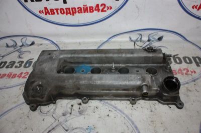 Лот: 21719649. Фото: 1. клапанная крышка toyota Auris... Двигатель и элементы двигателя