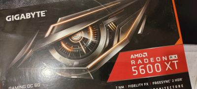 Лот: 25413499. Фото: 1. Видеокарта amd gigabyte rx5600xt... Видеокарты