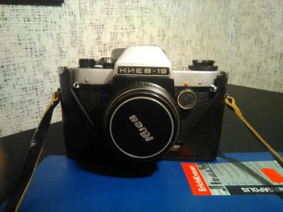 Лот: 9887361. Фото: 1. Фотоаппарат Киев 19. Плёночные зеркальные