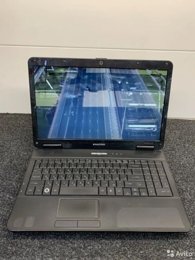 Лот: 17098163. Фото: 1. Ноутбук Emachines E725 Pentium... Ноутбуки