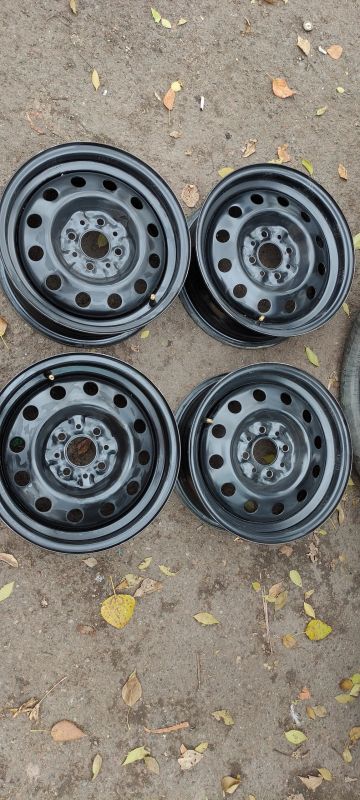 Лот: 19545351. Фото: 1. Диски штампованные R14 4x98. Диски