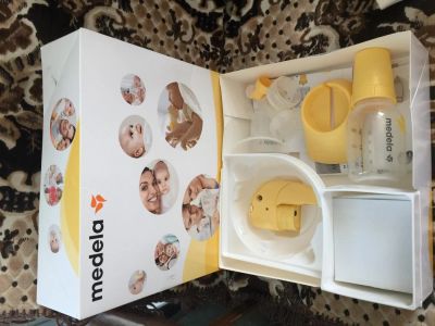 Лот: 4417230. Фото: 1. Молокоотсос medela mini electric... Всё для кормления