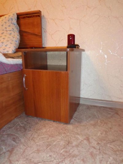 Лот: 3555998. Фото: 1. Тумбочка прикроватная. Тумбы