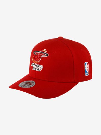 Лот: 22444111. Фото: 1. Бейсболка MITCHELL NESS MN-NBA-EU127-MIAHEA-RED... Другое (спортивная одежда)