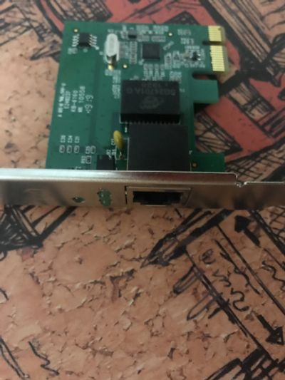 Лот: 17162265. Фото: 1. Сетевой адаптер Gigabit Ethernet... Сетевые карты
