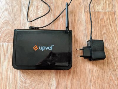 Лот: 13887477. Фото: 1. Маршрутизатор Upvel UR-319BN. Маршрутизаторы (роутеры)