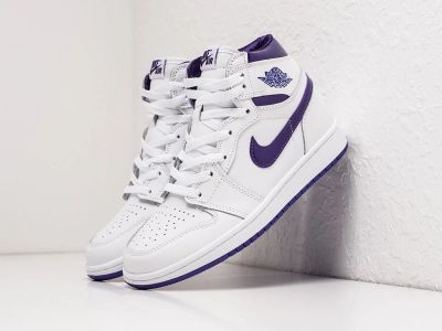 Лот: 18926944. Фото: 1. Кроссовки Nike Air Jordan 1 High... Кеды, кроссовки, слипоны