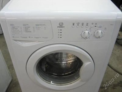 Лот: 1608245. Фото: 1. Стиральная машина автомат Indesit... Стиральные машины