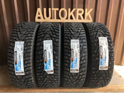 Лот: 15078635. Фото: 1. Зимние шины R15 215/65 Hankook... Шины