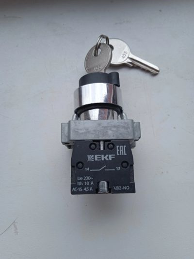 Лот: 25442536. Фото: 1. Переключатель электрический BG21... Электрические щиты, боксы, шкафы