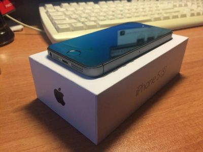 Лот: 5021657. Фото: 1. Apple iPhone 5S Черный 16GB Срочно... Смартфоны