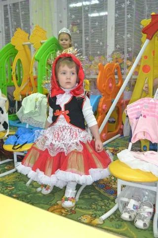Лот: 4257785. Фото: 1. Костюм красной шапочки. Шапочка-капорок... Детские карнавальные, праздничные костюмы