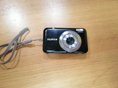 Лот: 14166136. Фото: 1. Камера FujiFilm FinePix JV150. Экшн камеры