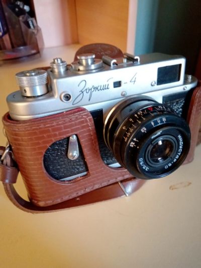 Лот: 19573294. Фото: 1. Фотоаппарат Зоркий 4 (ссср). Плёночные компактные