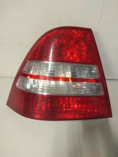 Лот: 17949310. Фото: 1. Фонарь задний левый Toyota Corolla... Оптика и освещение