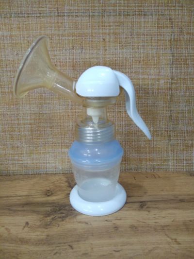 Лот: 16922481. Фото: 1. Молокоотсос ручной Philips Avent... Всё для кормления
