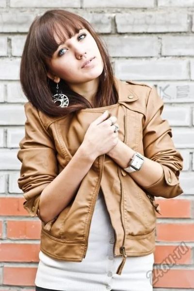 Лот: 5893643. Фото: 1. Кожанка Bershka. Верхняя одежда