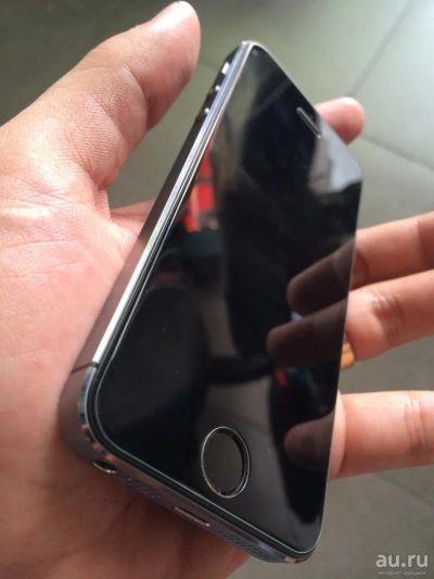 Лот: 9900345. Фото: 1. Iphone 5s space gray. Смартфоны