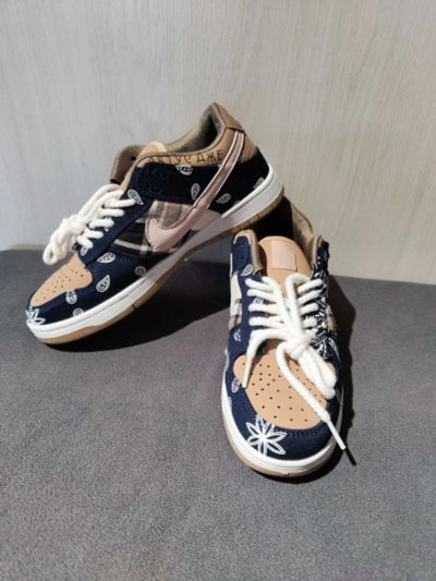 Лот: 25705091. Фото: 1. Кроссовки Nike SB Dunk 45 размер... Кеды, кроссовки, слипоны