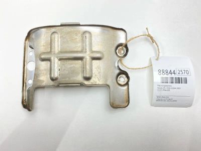 Лот: 23242757. Фото: 1. Маслоотражатель Honda Cr-V 2003... Двигатель и элементы двигателя