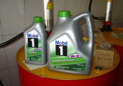 Лот: 13275499. Фото: 1. Mobil 1 5w30. Масла, жидкости