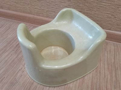 Лот: 25361126. Фото: 1. Детский горшок. Другое (кормление и уход, гигиена)