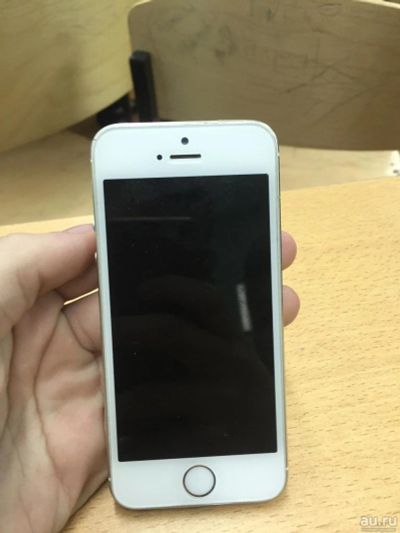 Лот: 8592643. Фото: 1. iPhone 5s -16g- GOLD или обмен... Смартфоны