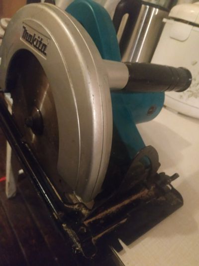 Лот: 24615811. Фото: 1. Пила дисковая Makita 2000вт,d246. Электроинструмент