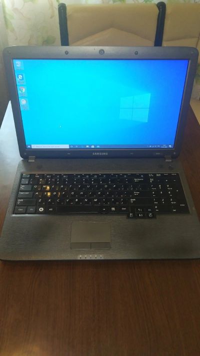 Лот: 16218566. Фото: 1. ноутбук samsung r528 celleron... Ноутбуки