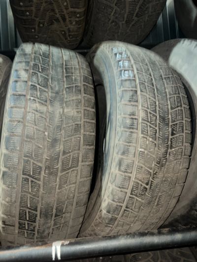 Лот: 25049875. Фото: 1. (2шт)235-65-17 Dunlop Winter Maxx... Шины
