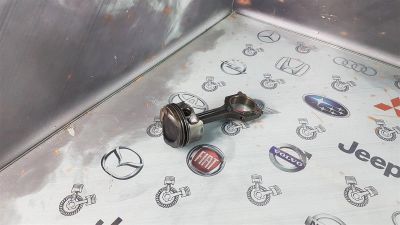 Лот: 23585777. Фото: 1. Шатун Ford Kuga JQMB 1741695. Двигатель и элементы двигателя