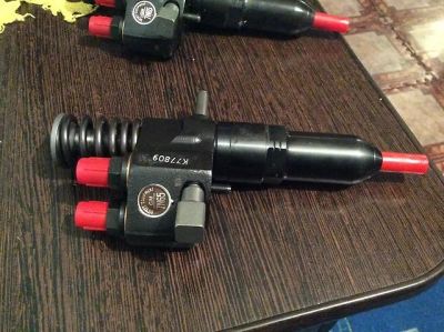 Лот: 8838964. Фото: 1. Detroit Diesel GM 7N65 injector... Двигатель и элементы двигателя