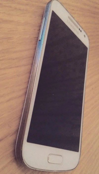 Лот: 4318316. Фото: 1. samsung galaxy s4mini с рубля... Смартфоны