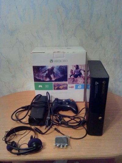 Лот: 8324042. Фото: 1. Xbox 360 Slim 250GB. Игровые приставки, консоли