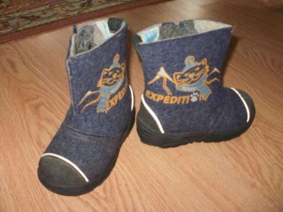 Лот: 3181594. Фото: 1. Валенки котофей 15 см стелька. Валенки, угги, унты