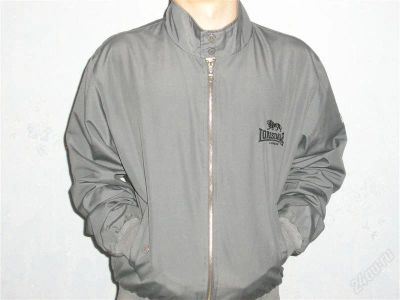 Лот: 940455. Фото: 1. Куртка Lonsdale оригинал размер... Верхняя одежда