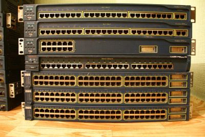 Лот: 3055127. Фото: 1. Cisco Catalyst WS-C2950G-48-EI. Маршрутизаторы (роутеры)