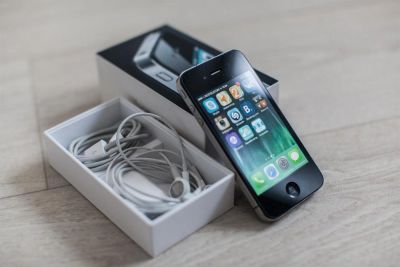 Лот: 3590370. Фото: 1. Apple IPhone 4 Black 32 Gb / возможен... Смартфоны