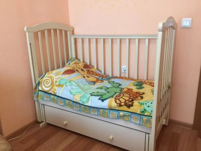 Лот: 11167563. Фото: 1. Кроватка Ирина, Можга, слоновая... Детские кровати и кроватки