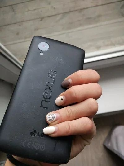 Лот: 11241111. Фото: 1. Nexus 5. Смартфоны