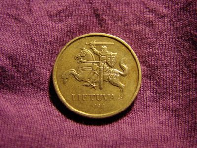 Лот: 5187250. Фото: 1. 10 центов 1998 год, Литва, всадник. Страны СНГ и Балтии