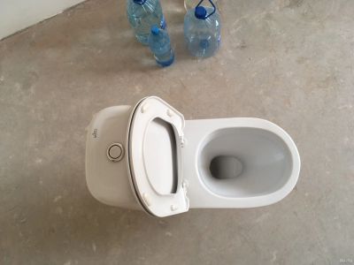 Лот: 13639803. Фото: 1. Унитаз. Унитазы, биде