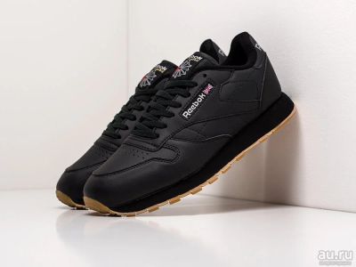 Лот: 16827330. Фото: 1. Кроссовки Reebok Classic Leather... Кеды, кроссовки, слипоны