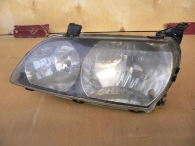 Лот: 5853247. Фото: 1. Левая фара от Toyota Ipsum 1998... Оптика и освещение
