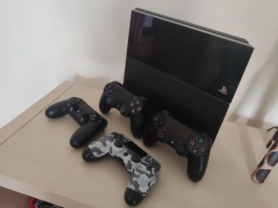Лот: 16652815. Фото: 1. Sony PlayStation 4, 500Гб, 3 dual... Игры для консолей