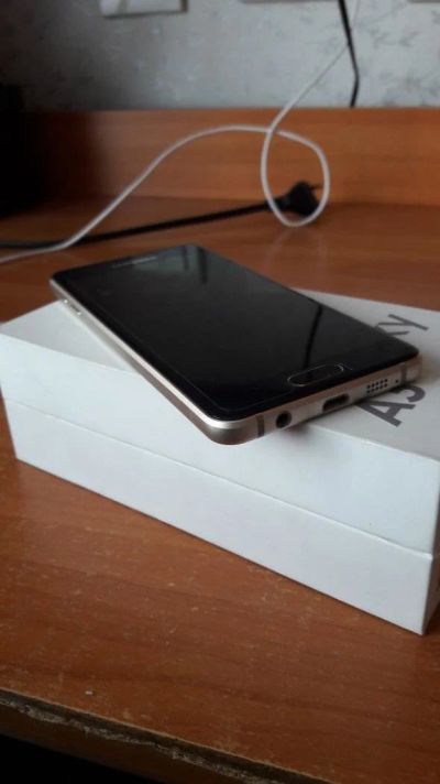Лот: 9940442. Фото: 1. samsung galaxy a3 2016. Смартфоны