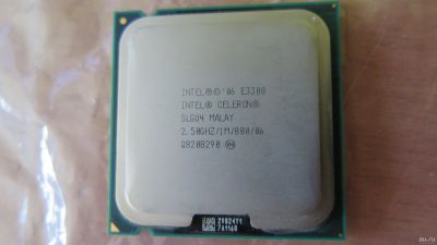 Лот: 13686153. Фото: 1. Процессор Intel Celeron E3300. Процессоры