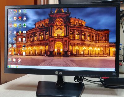 Лот: 20657941. Фото: 1. Монитор 20'' LG E2042/1600x900... ЖК-мониторы
