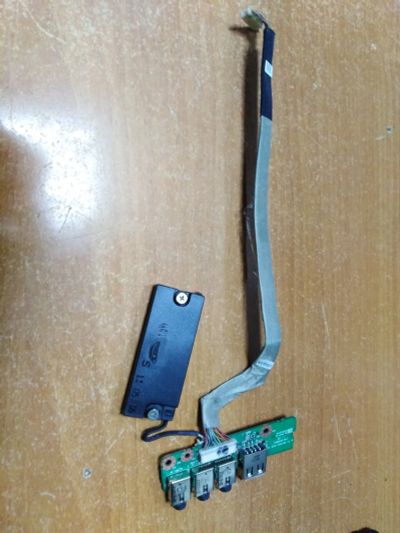 Лот: 20012205. Фото: 1. Плата с разъемами USB и аудио... Платы расширения, контроллеры, доп. порты