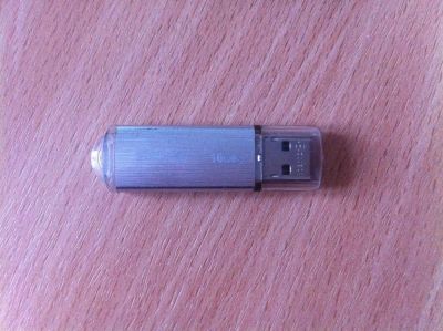 Лот: 3519728. Фото: 1. флешка Silicon Power 16 Gb. USB-флеш карты